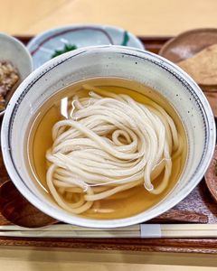 おうどん 蓬 2枚目