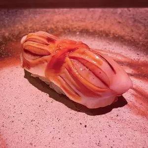 鮨　恵三