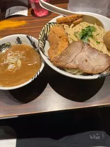 麺屋武蔵 鷹虎（めんやむさし たかとら）