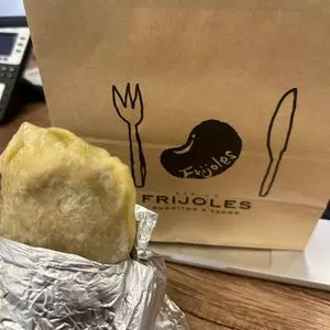 フリホーレス ブリトー&サラダ 六本木店（FRIJOLES BURRITOS&SALAD）