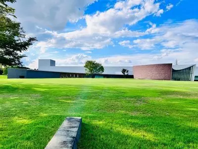 群馬県立館林美術館