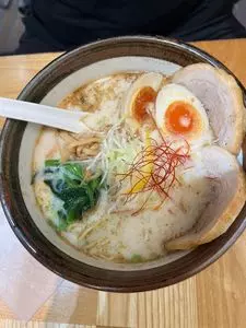 俺流 塩らーめん 新宿東南口店