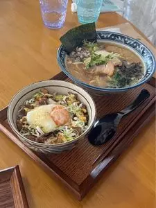 ビーチまで０分の宿　ポークランチョンミート