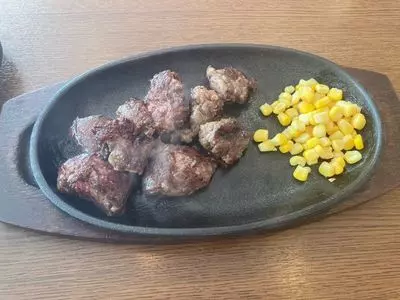 1,000円ステーキ！ステーキハウス88Jr. 真嘉比店