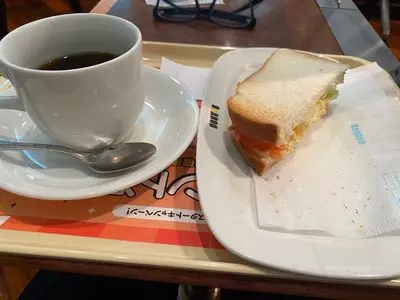 ドトールコーヒーショップ 三軒茶屋2丁目店