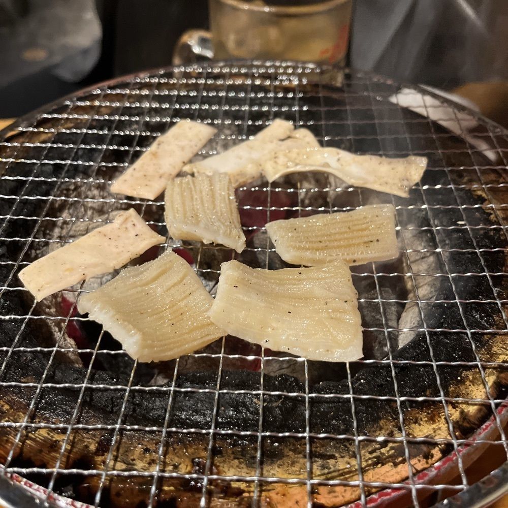 ロッシフミさんが投稿した炭火焼ホルモン まんてん 新宿西口店に関する口コミの画像