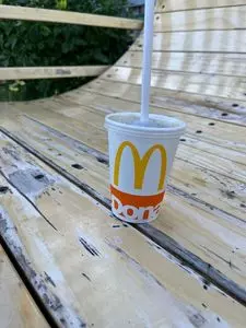 マクドナルド 有明パークビル店