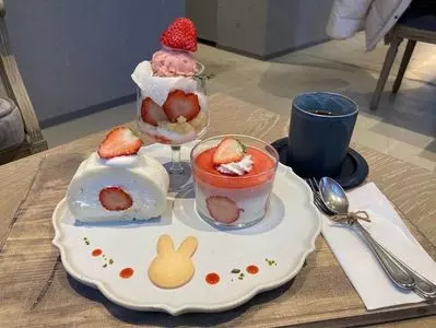 アンド カフェ ブランシュール（& cafe BLANCHEUR）