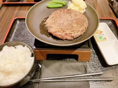 とろけるハンバーグ福よし 六本木店
