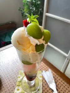 CAFE 二葉
