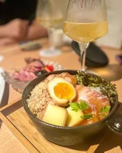 燻製高架下スタンド