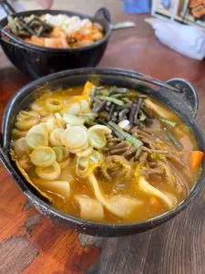 甲州ほうとう小作 石和駅前通り店
