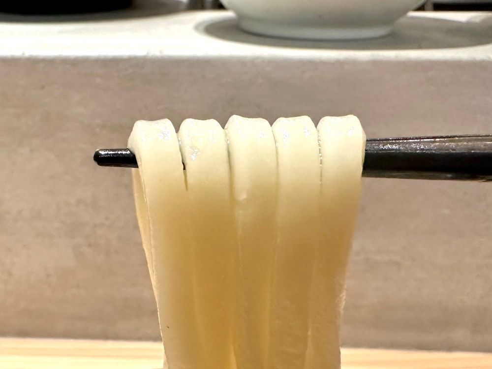 かずくんさんが投稿した肉と魚がうまい酒場 ニューツルマツ 京橋店に関する口コミの画像