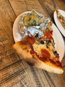 ピザ スライス（PIZZA SLICE）