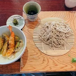 蕎麦+酒＝雲母