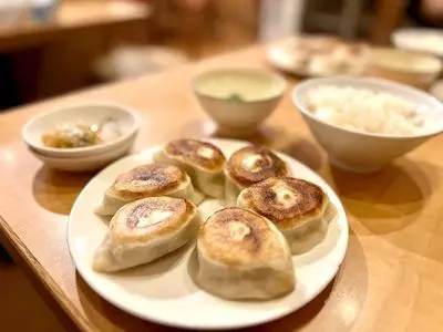 でっかい餃子 曽さんの店 代々木店（ソサンノミセ）