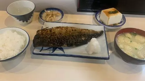 食事と酒処 真（博多名物 鯖の 真）