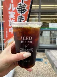 ファミリーマート 六本木駅前店（FamilyMart）