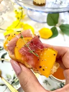 HAUTE COUTURE CAFE OMOTESANDO（オート クチュール カフェ オモテサンドウ）