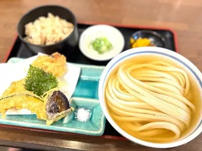 うどん 蔵十（くらじゅう）