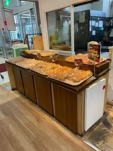 ますやパン 音更店