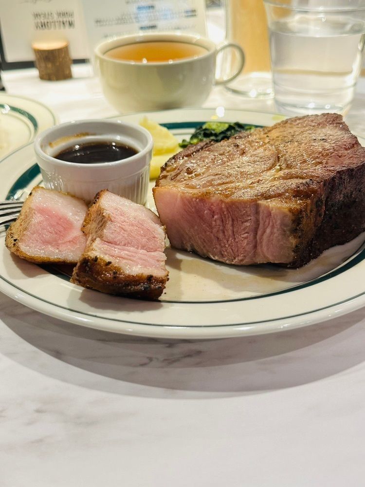 かめ_メグミさんが投稿したマロリーポークステーキ ヨドバシ仙台店（Mallory Pork Steak）に関する口コミの画像