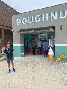 DOUGHNUT-HOLIC（ドーナツ ホリック）