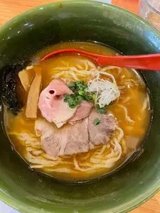 焼きあご塩らー麺たかはし 新宿本店