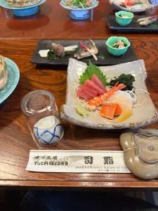司鮨