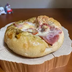 R Baker 気仙沼店（アール ベイカー）