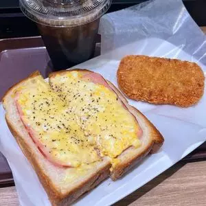 ベーカリー&カフェ ルパ 幡ヶ谷店（Le repas）