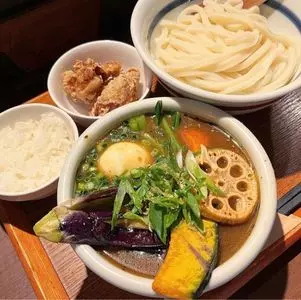 讃岐饂飩 まるは