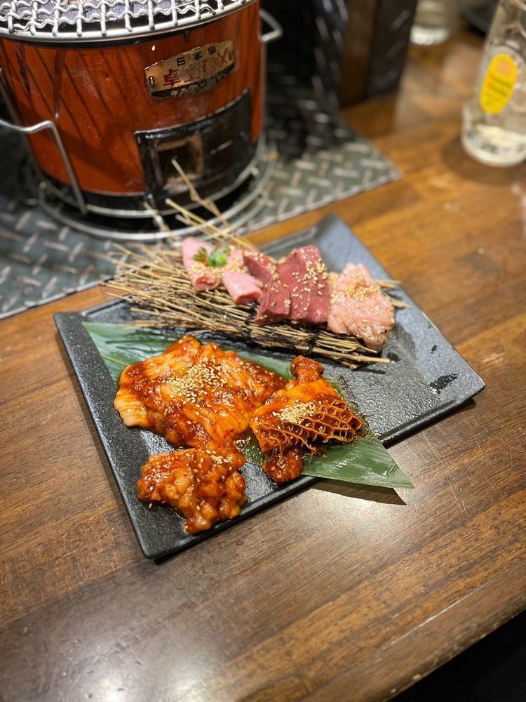 食べ太郎🍽️ 東京･横浜グルメ📍さんが投稿した炭火焼ホルモン ぐう 新宿に関する口コミの画像