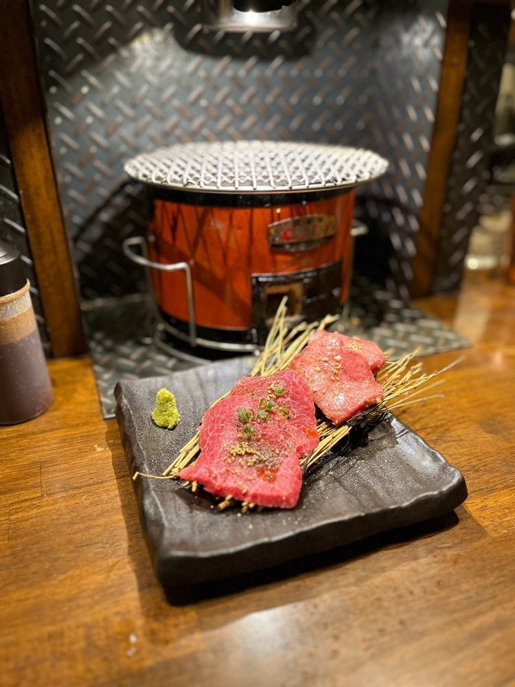 食べ太郎🍽️ 東京･横浜グルメ📍さんが投稿した炭火焼ホルモン ぐう 新宿に関する口コミの画像