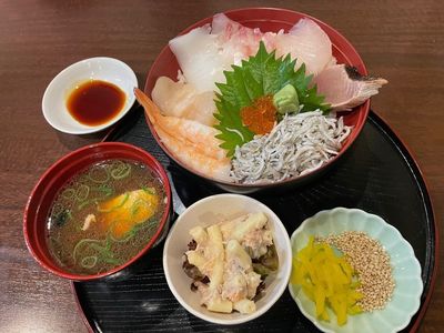 おさかな屋オカピ 3枚目