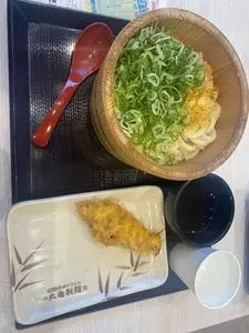 丸亀製麺 グランベリーパーク