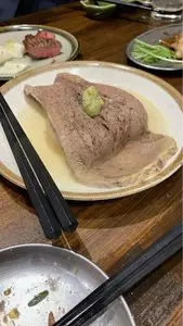 新宿思い出横丁 牛タンいろ葉