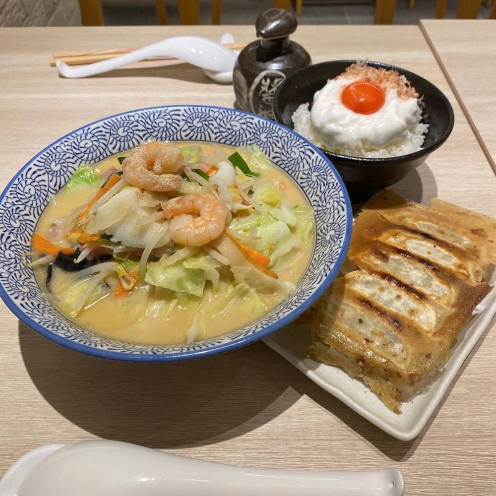 鉄道王さんが投稿した豚骨ちゃんぽん イチバンケン 名駅店に関する口コミの画像