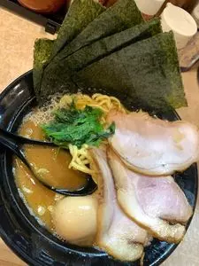 横浜家系ラーメン 麺屋いぶすけ