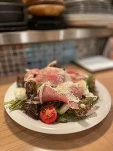 伊仏食堂 DAI（ダイ）