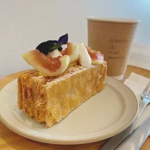 メゾン デュ ミエル 本店（maison du miel）