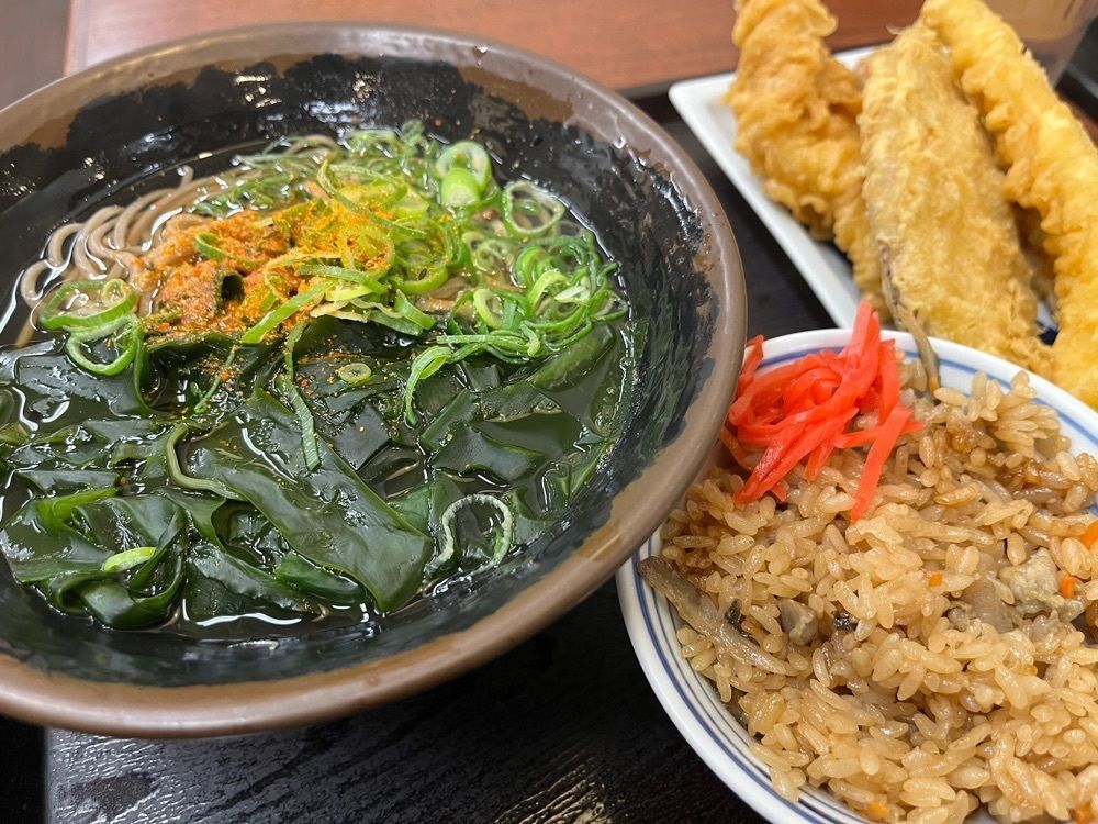 エリーチカさんが投稿したつるまる饂飩 ピオレ姫路ごちそう館店に関する口コミの画像