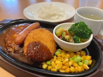 ガスト 名取田高店