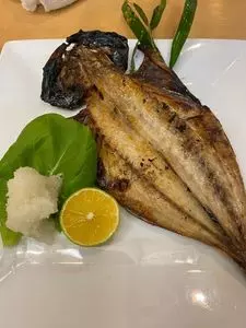 魚洋水産（うおひろすいさん）