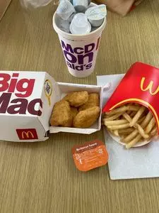 マクドナルド 小平天神店