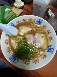 中華そば専門店 井出商店（いでしょうてん）