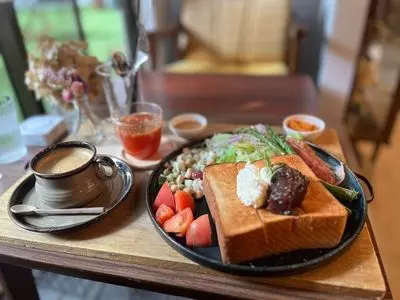 ざっかカフェ 灯