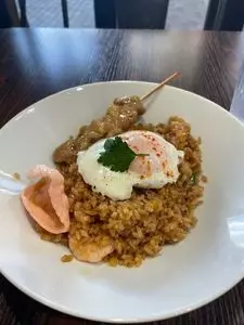 バリカフェ42 浄心店（BaliCAFE42）