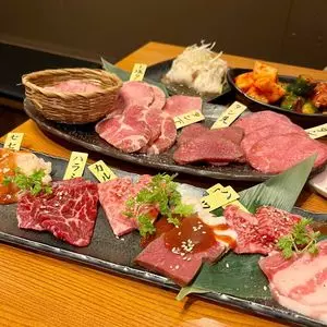 肉焼き居酒屋 まほろ（【旧店名】大阪焼肉 まほろ 心斎橋本店）