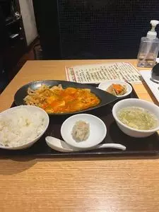 恵比寿餃子 大豊記 本館（タイホウキ）